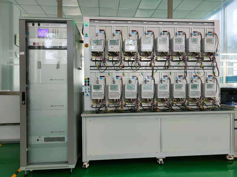 电子式三相交流电能表